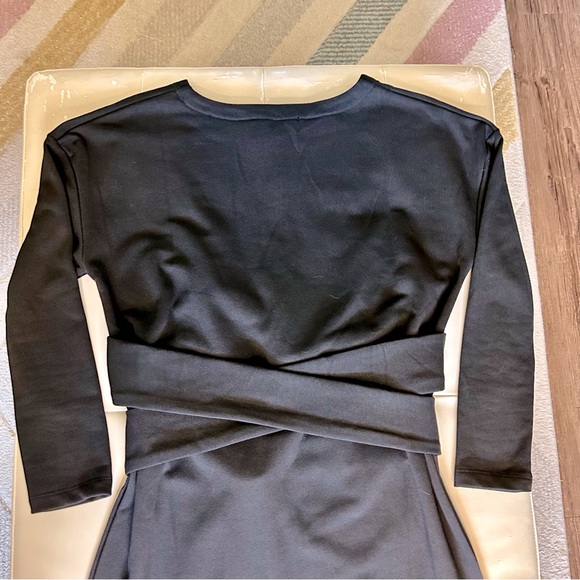 Modern Citizen Elegant Black Long Sleeve Dress - Picture 11 of 14